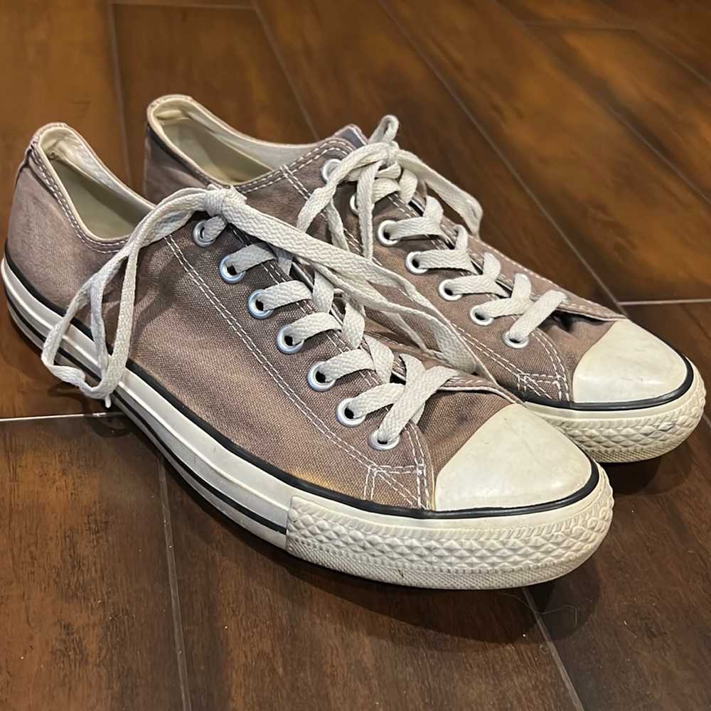 Men’s converse 💗SOLD💗